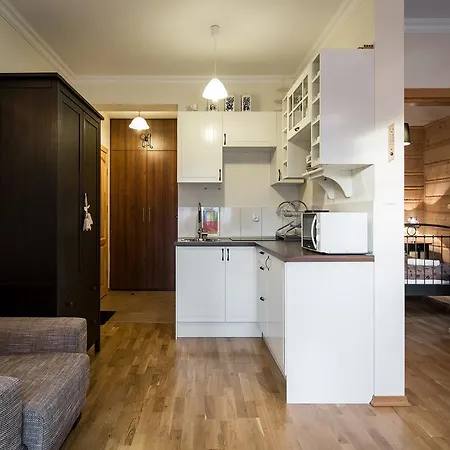 W Goralskim Domu Apartment *